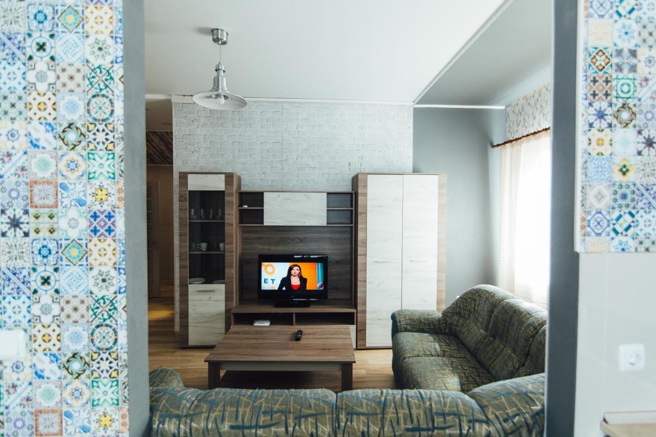 Apartments Faraon 4 Sumy Exterior photo